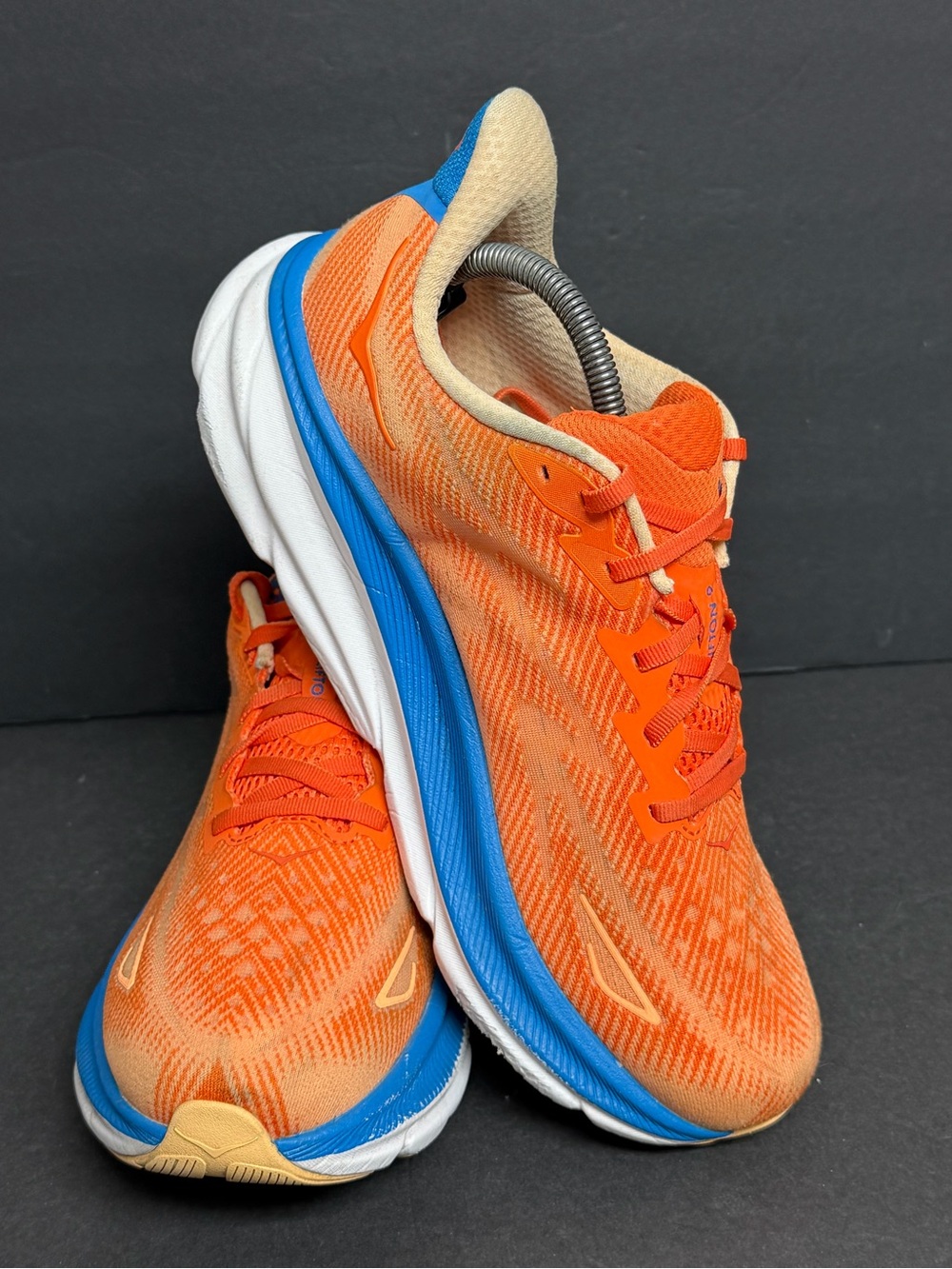 Hoka Men's Clifton 9 Wide Shoes Vibrant Orange/Impala 1132210-VOIM – Size 9.5 2E - Picture 2 of 11